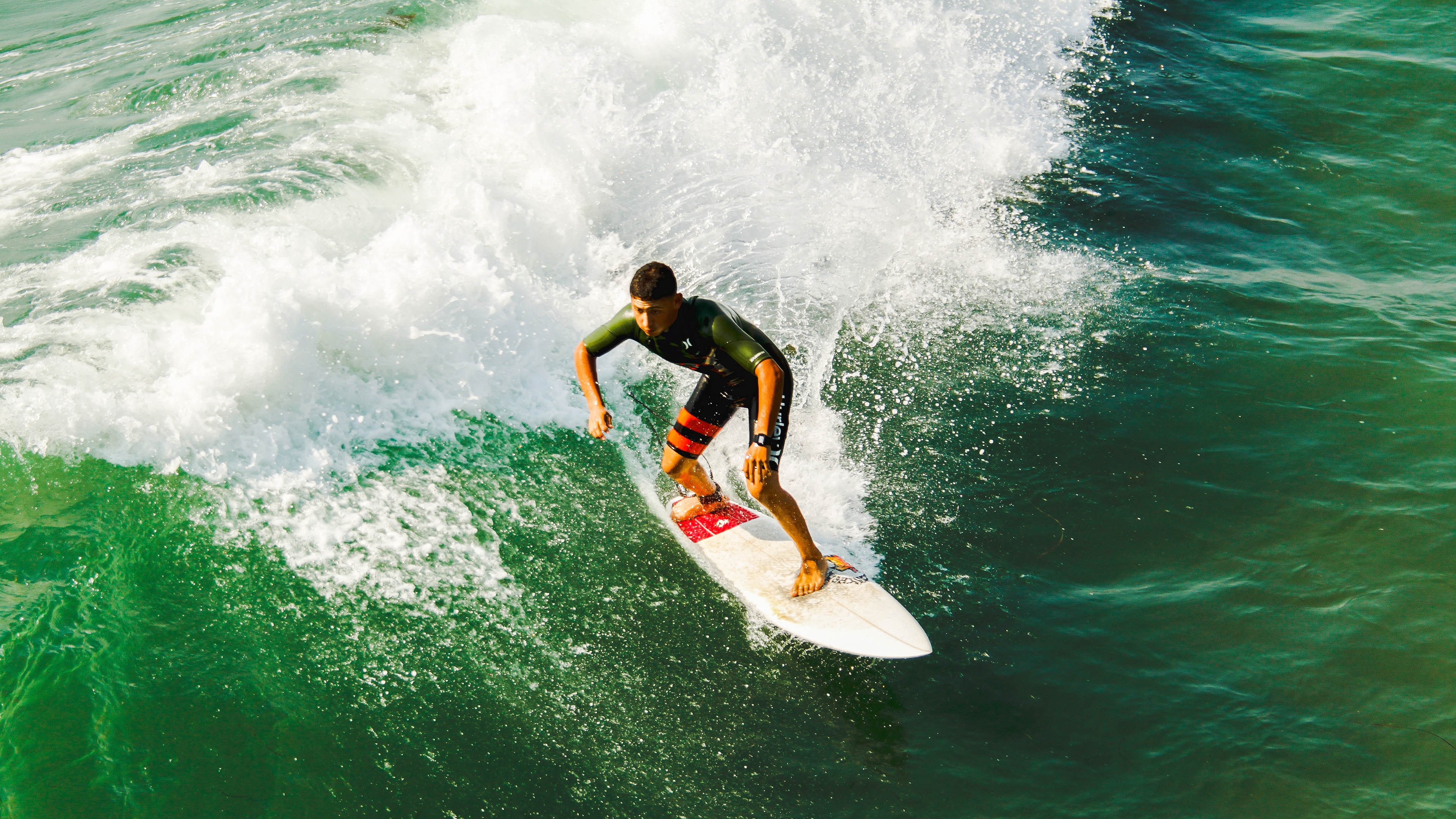 锡安末节封神！热火生死战力克深圳，绝境中的关键先生