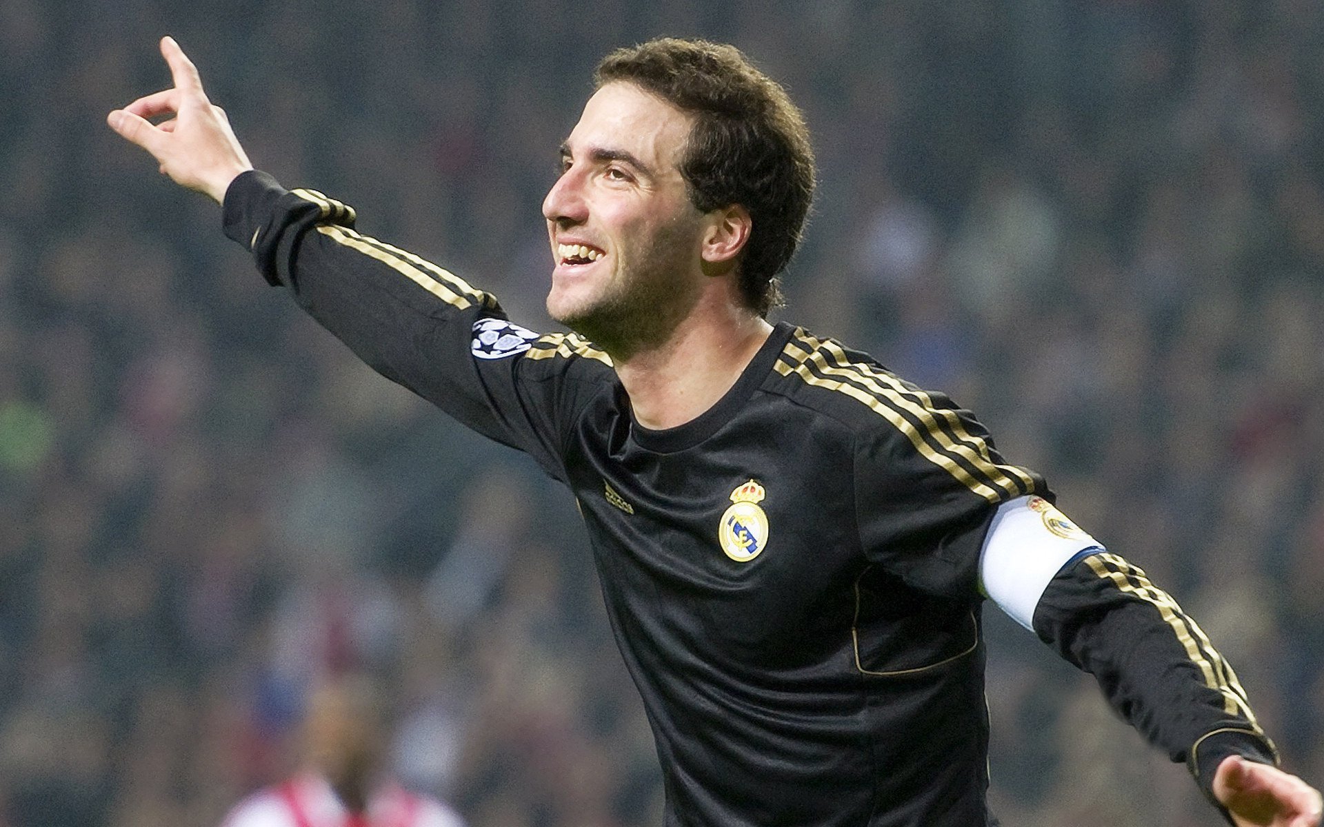 巴尔韦德末节导演逆转好戏，阿森纳终场绝杀击碎曼联